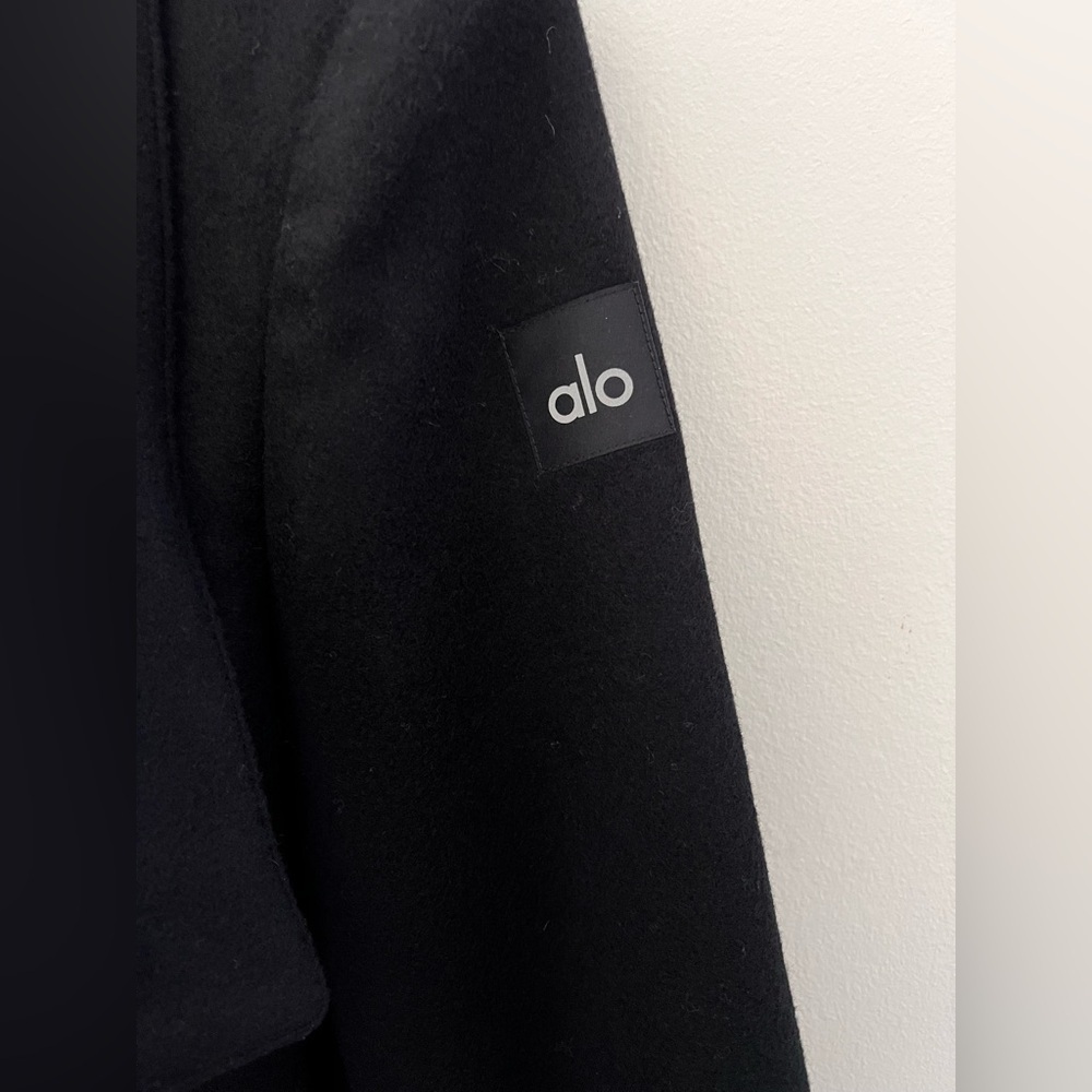 NWT Alo Yoga Wool Blend Night Fall Black Long Coat Size Small - Picture 6 of 10